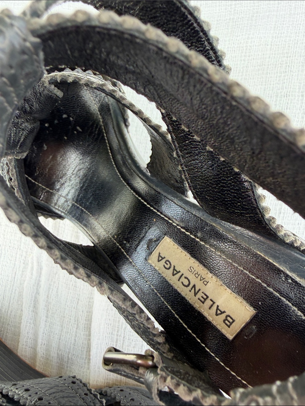 Balenciaga Leather Ankle Strap Wedge Sandals.size 37 1/2 - Picture 4 of 17
